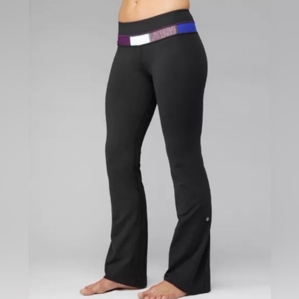Lululemon The Groove Flare Pants in Black & Quilt, Women’s size 4 - Picture 1 of 14